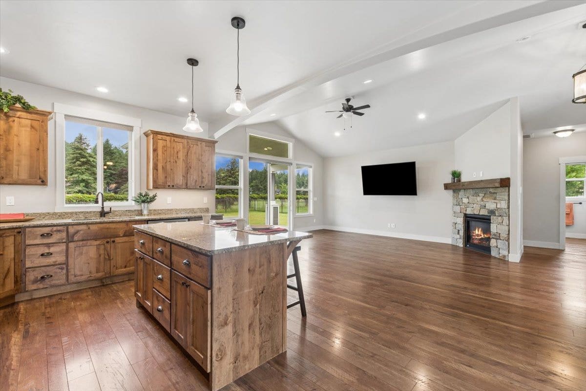 615 Mill Pond Place, Bigfork, MT 59911 Open kitchen and living room