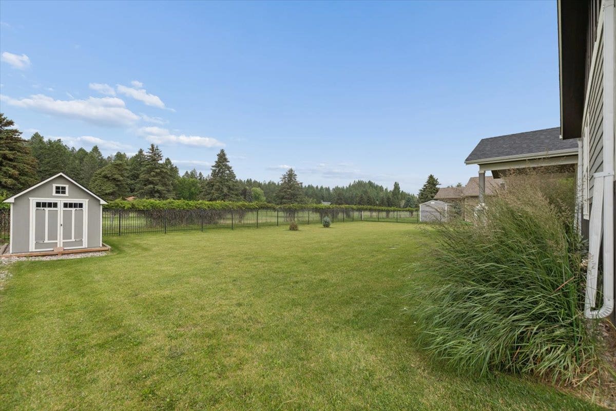 615 Mill Pond Place, Bigfork, MT 59911 Fenced and landscaped yard