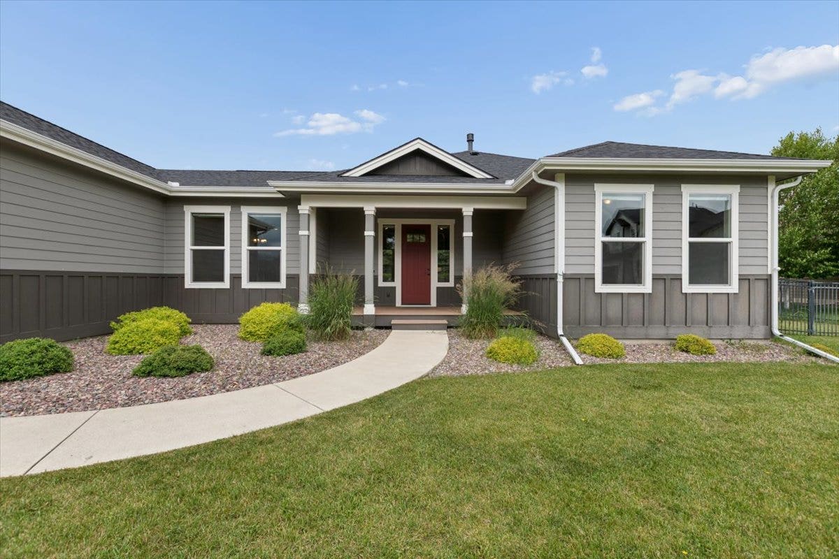 615 Mill Pond Place, Bigfork, MT 59911 Welcome to 615 Mill Pond Place