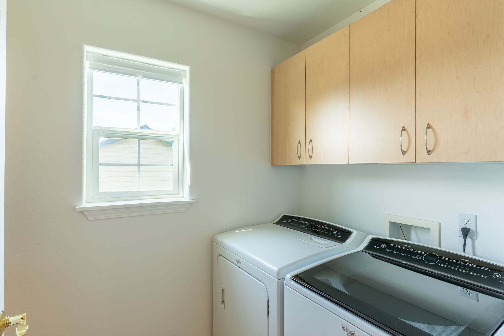 108 Sunrise Terrace, #A, Bigfork, MT 59911 Laundrey