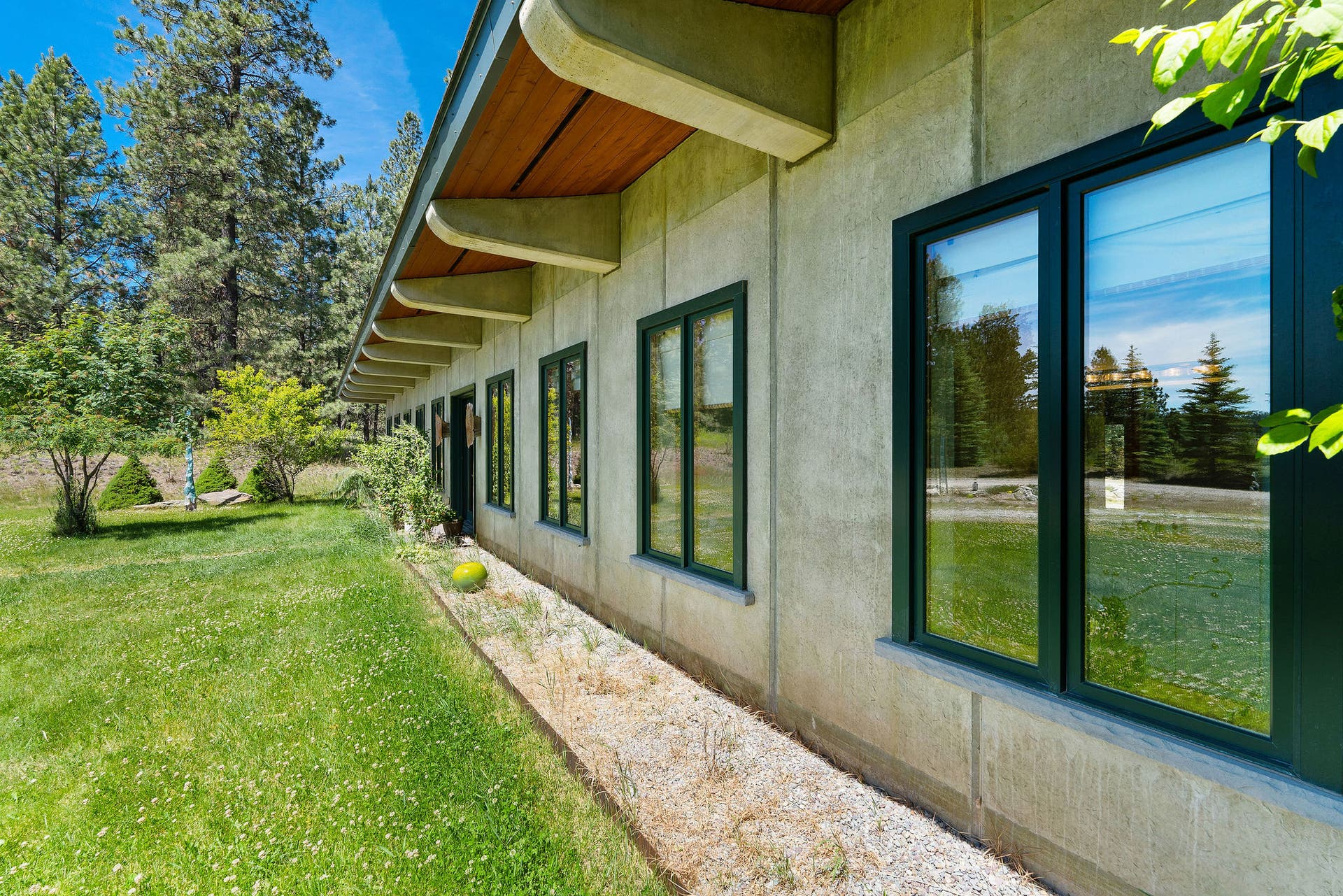 233 Coverdell Road, Bigfork, MT 59911 233 Coverdell Road, Bigfork, MT 59911