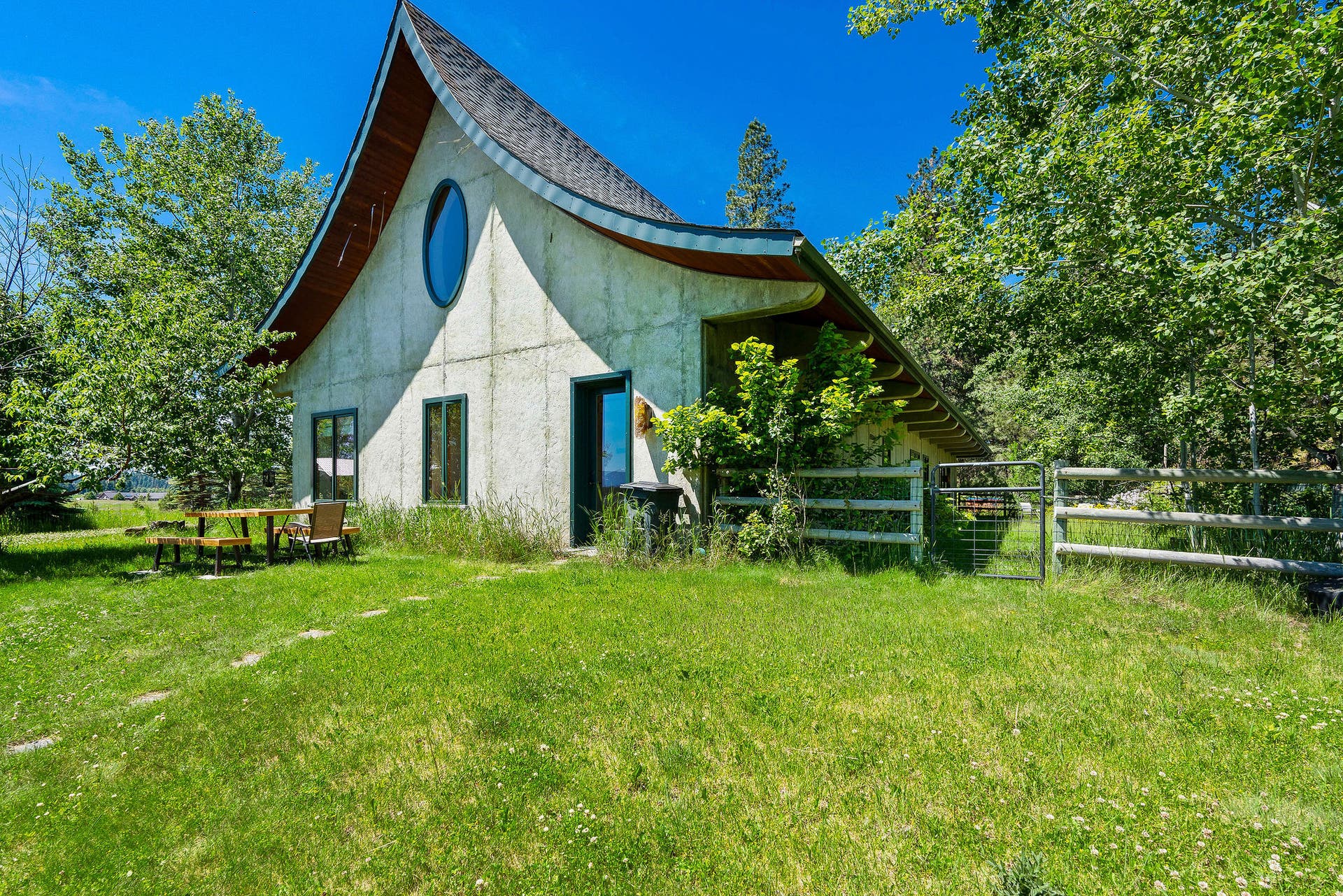 233 Coverdell Road, Bigfork, MT 59911 233 Coverdell Road, Bigfork, MT 59911