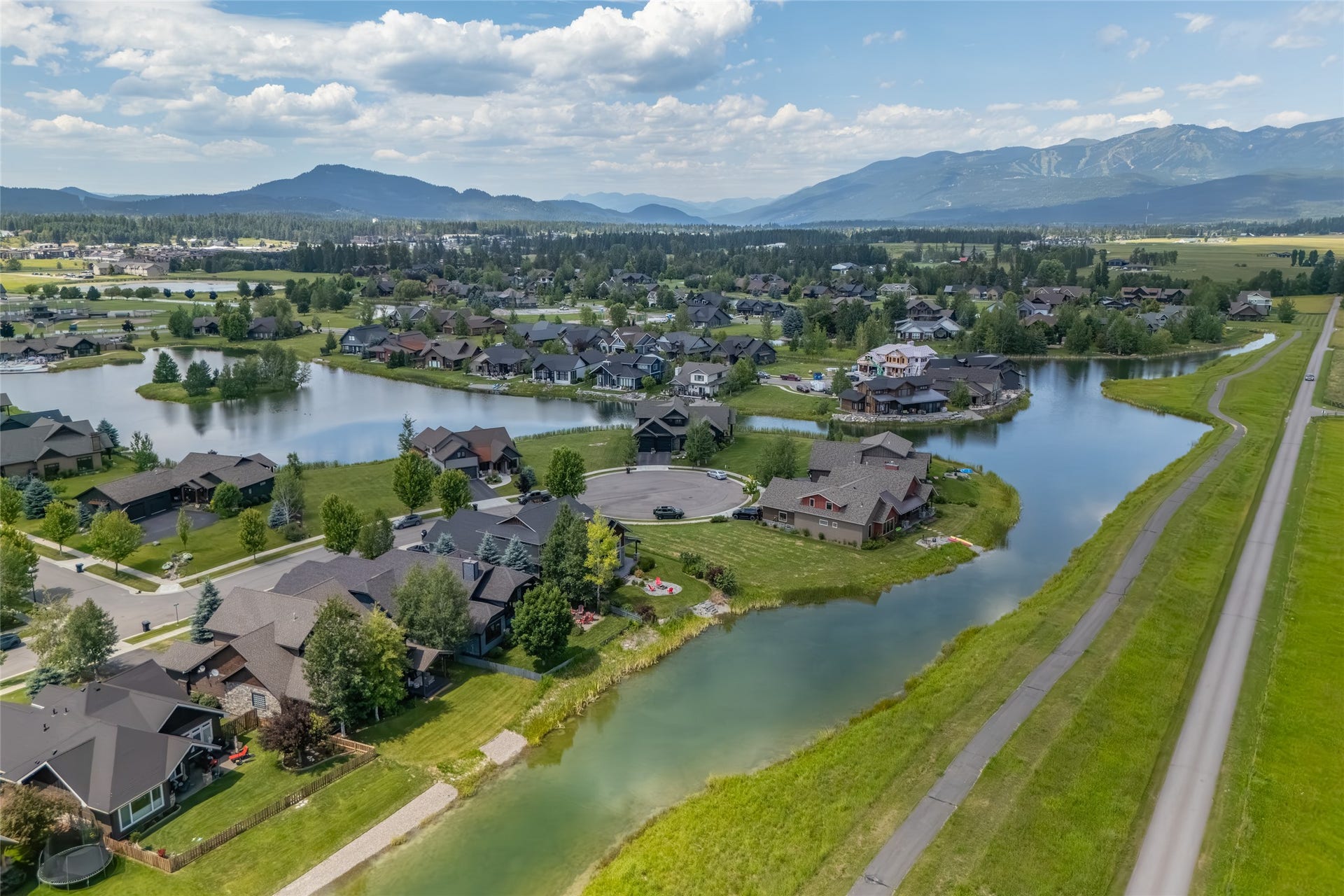 4993 Flatwater Drive, Whitefish, MT 59937 4993 Flatwater Drive, Whitefish, MT 59937