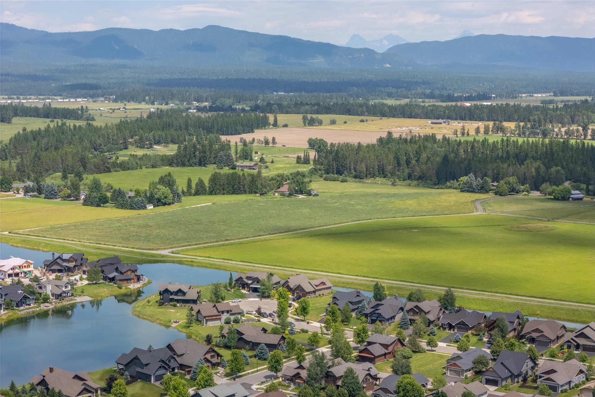 4993 Flatwater Drive, Whitefish, MT 59937 4993 Flatwater Drive, Whitefish, MT 59937