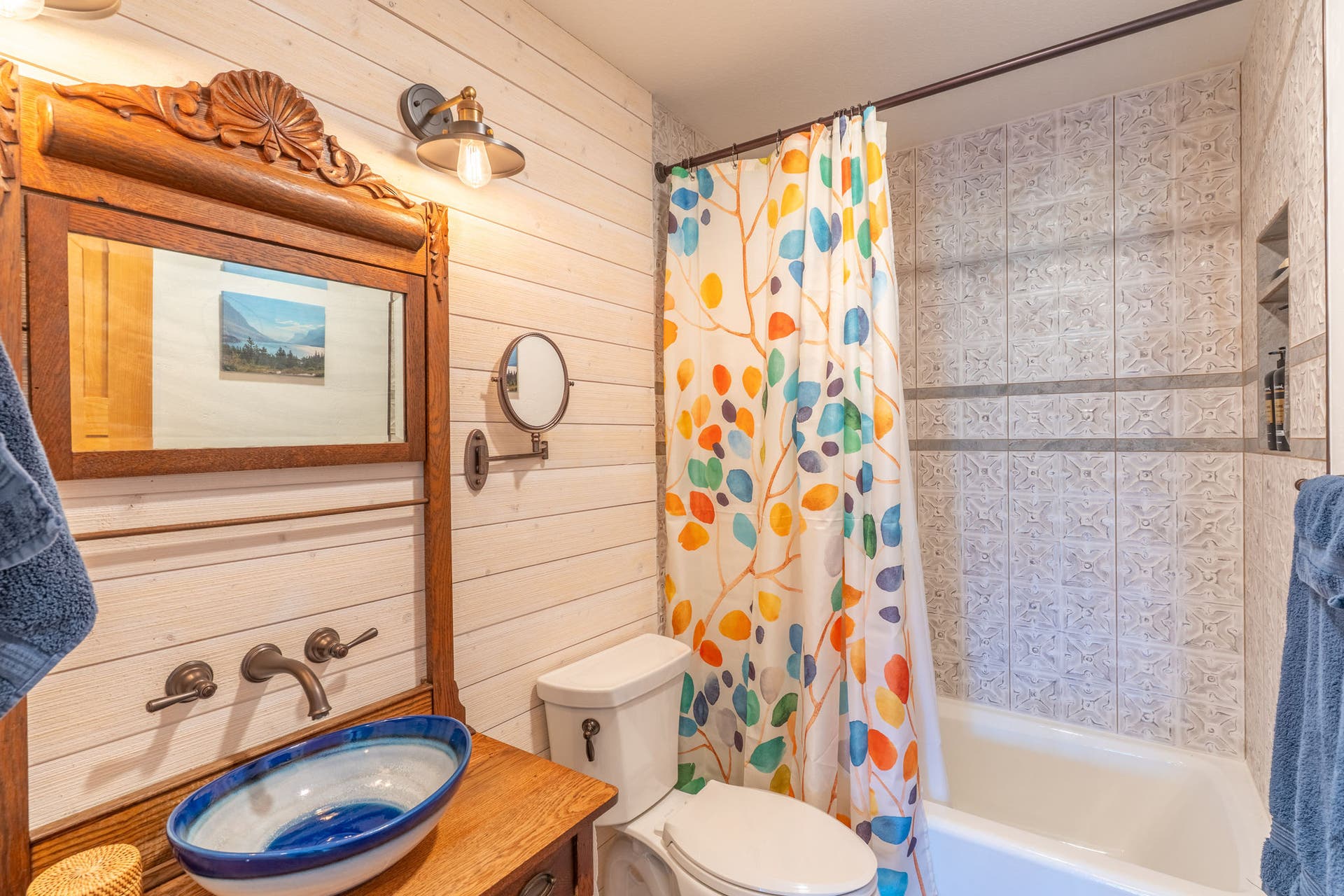 77 Golf Terrace, Bigfork, MT 59911 Second bath