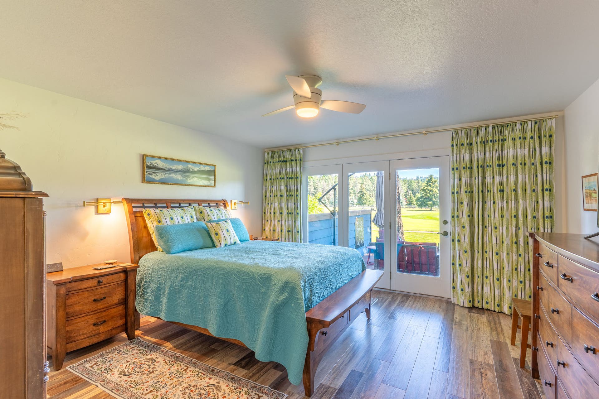 77 Golf Terrace, Bigfork, MT 59911 Primary ensuite