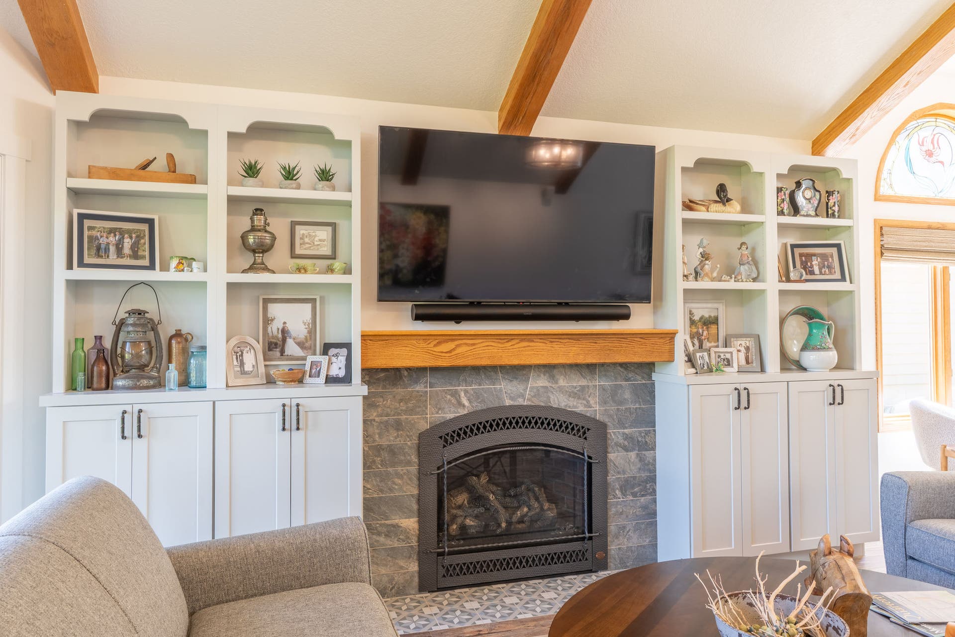 77 Golf Terrace, Bigfork, MT 59911 Stone, gas fireplace