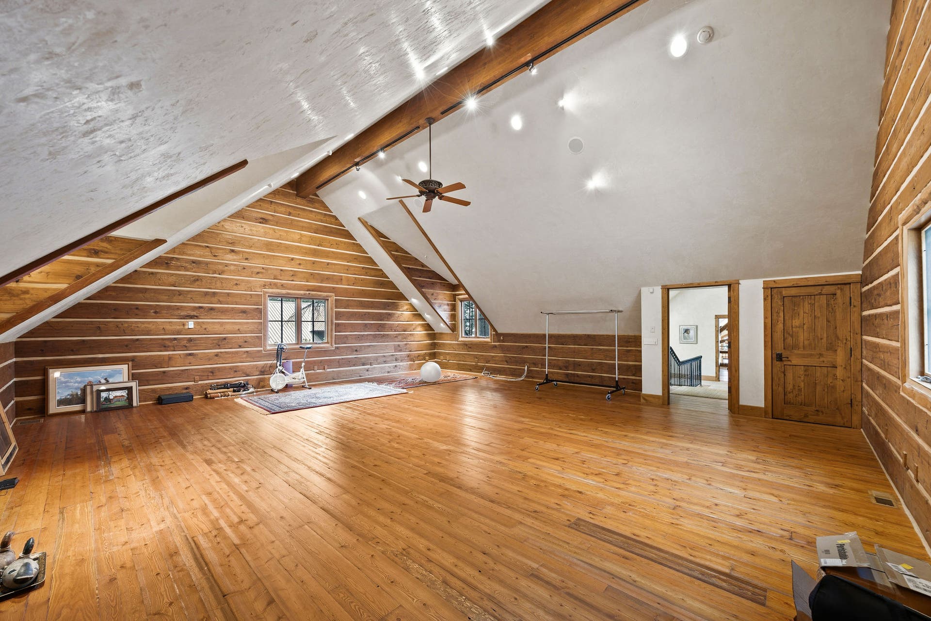13471 Albright Lane, Bigfork, MT 59911 13471 Albright Lane, Bigfork, MT 59911