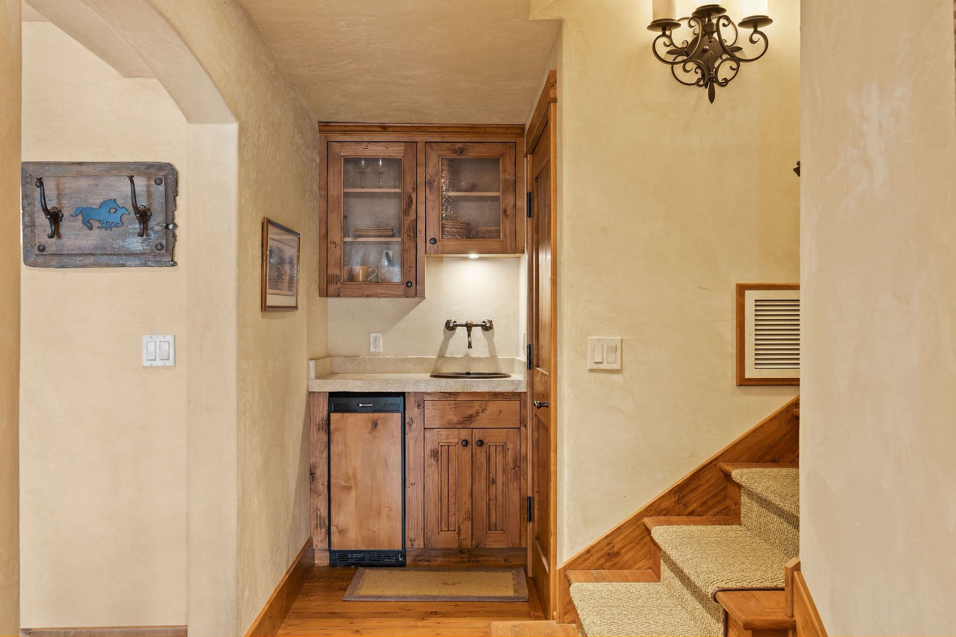 13471 Albright Lane, Bigfork, MT 59911 13471 Albright Lane, Bigfork, MT 59911