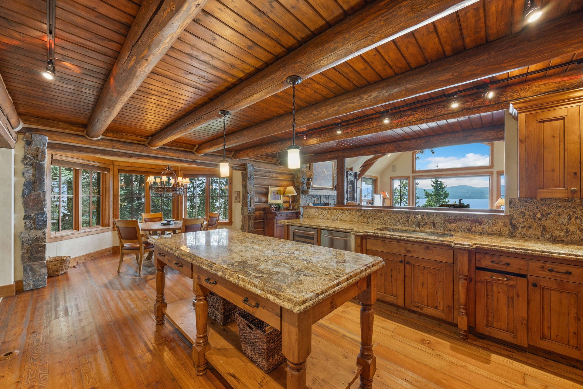 13471 Albright Lane, Bigfork, MT 59911 13471 Albright Lane, Bigfork, MT 59911