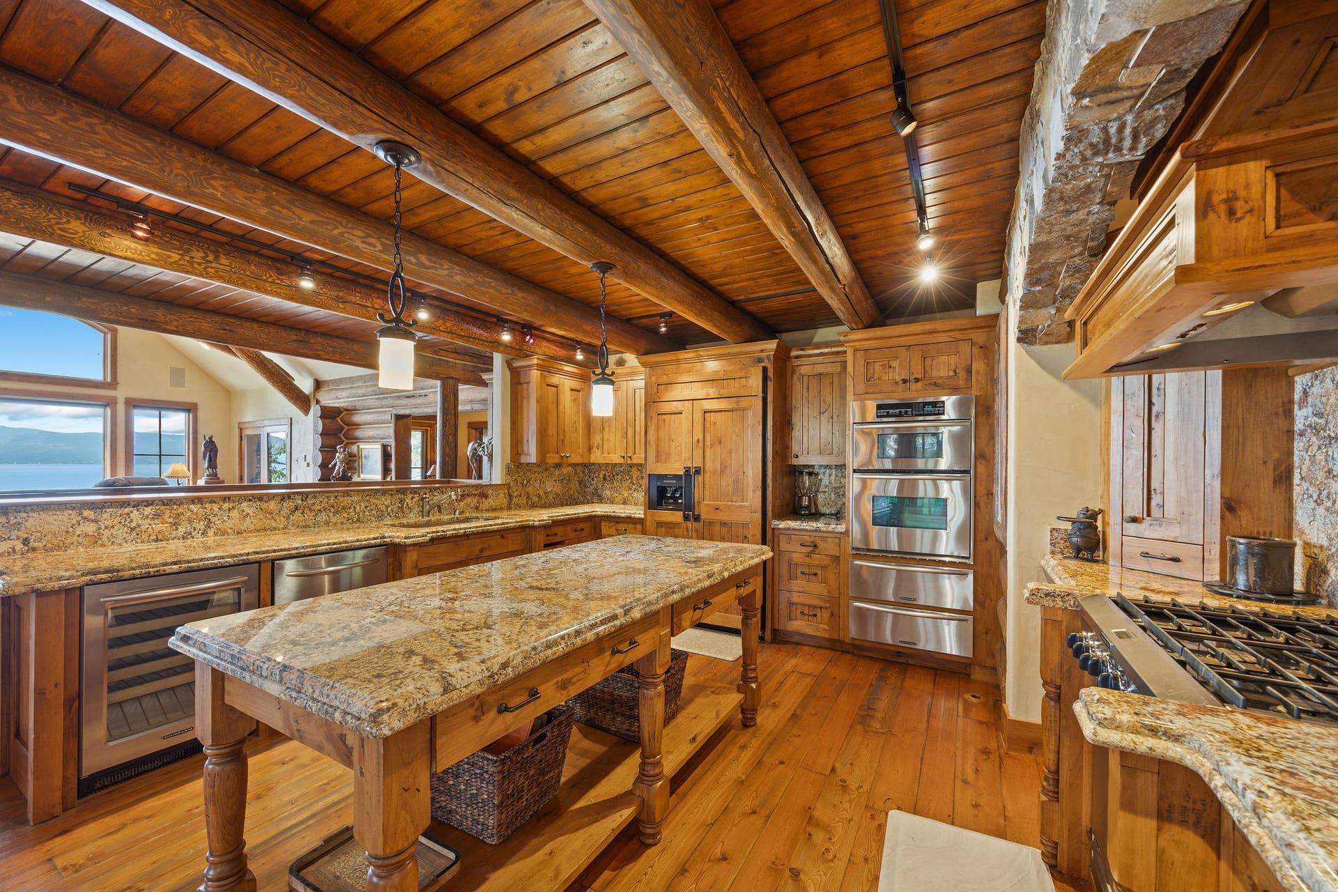 13471 Albright Lane, Bigfork, MT 59911 13471 Albright Lane, Bigfork, MT 59911