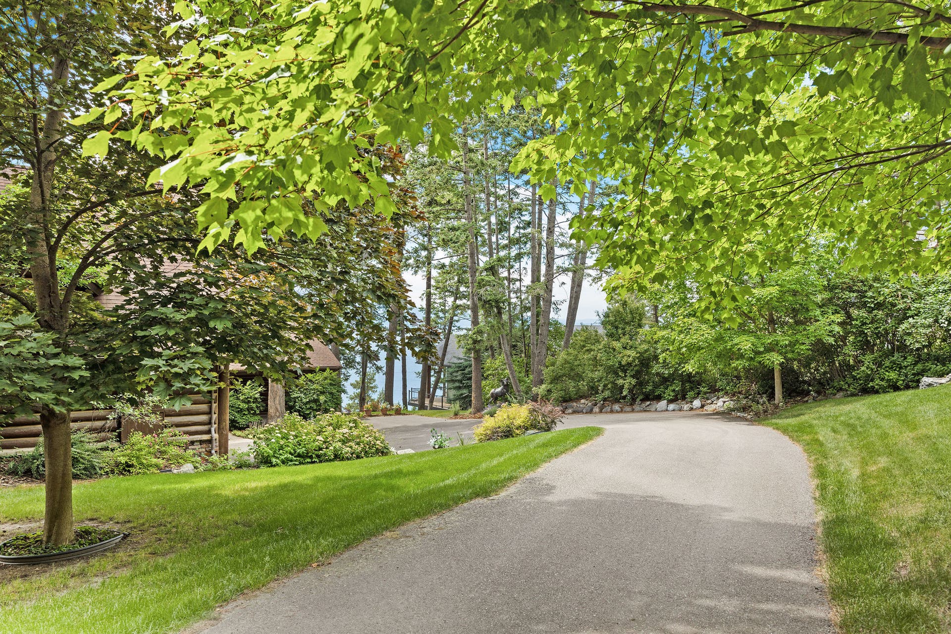13471 Albright Lane, Bigfork, MT 59911 13471 Albright Lane, Bigfork, MT 59911