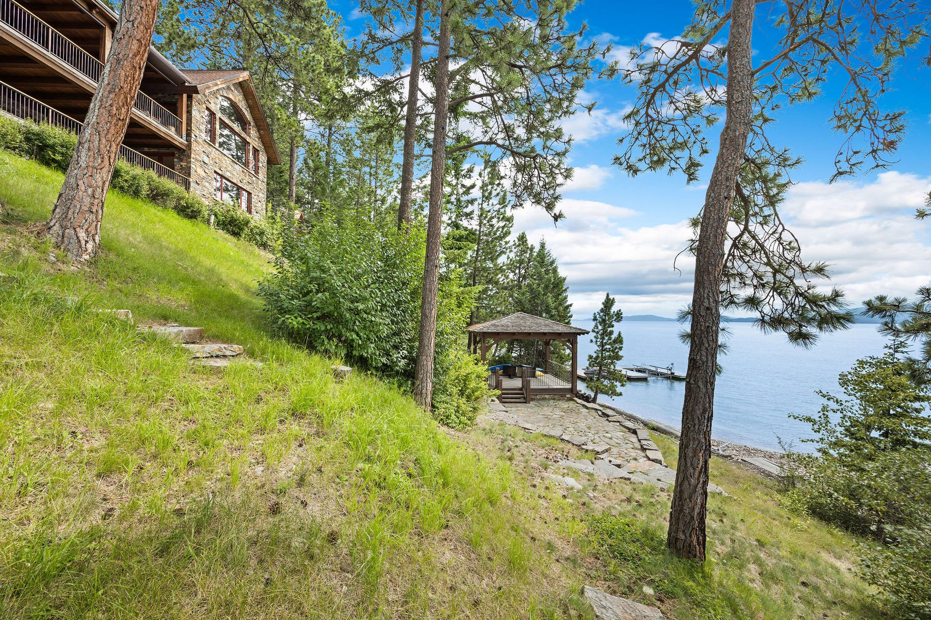 13471 Albright Lane, Bigfork, MT 59911 13471 Albright Lane, Bigfork, MT 59911