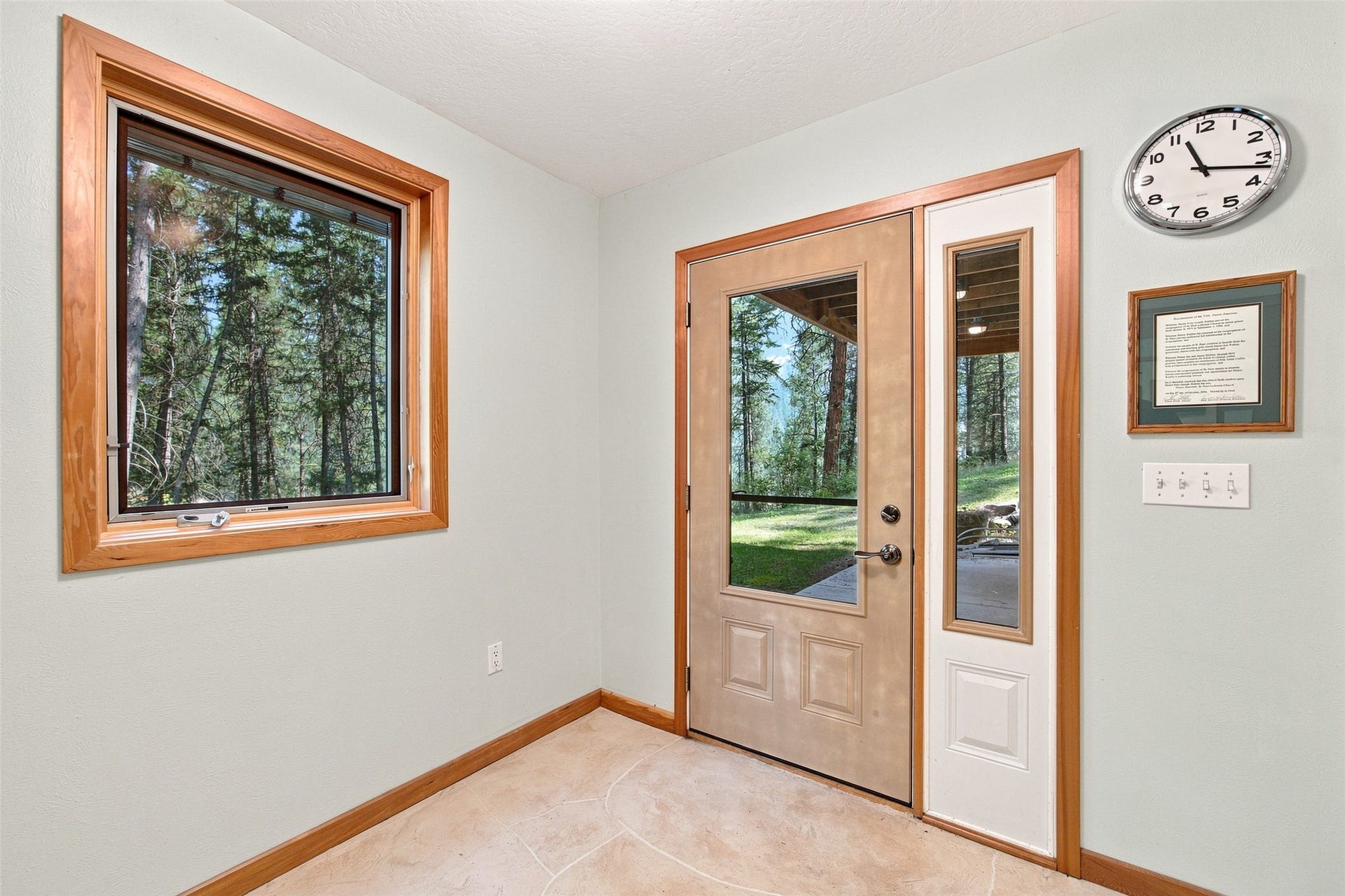 56 W River Ridge Lane, Superior, MT 59872