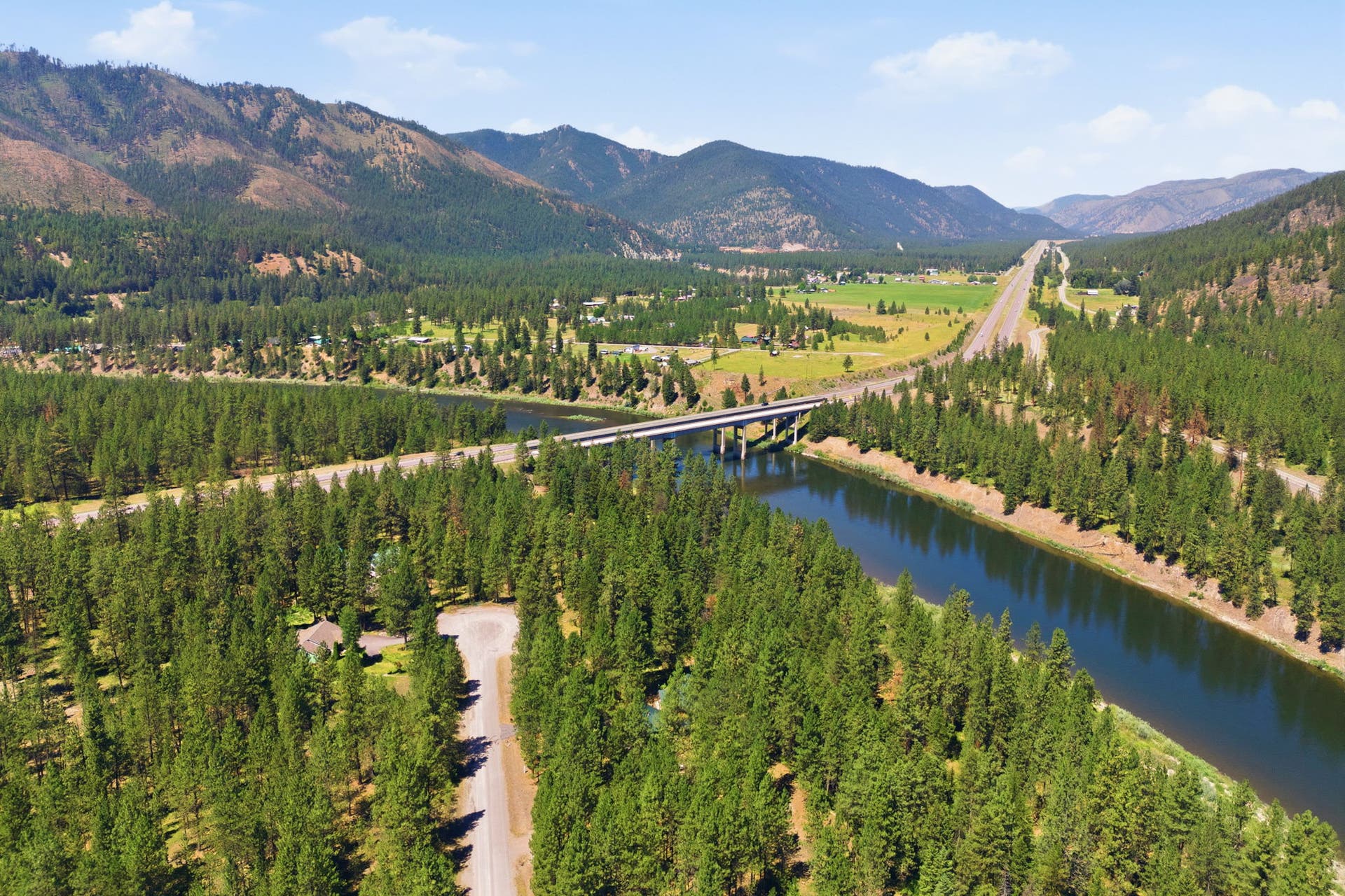 56 W River Ridge Lane, Superior, MT 59872