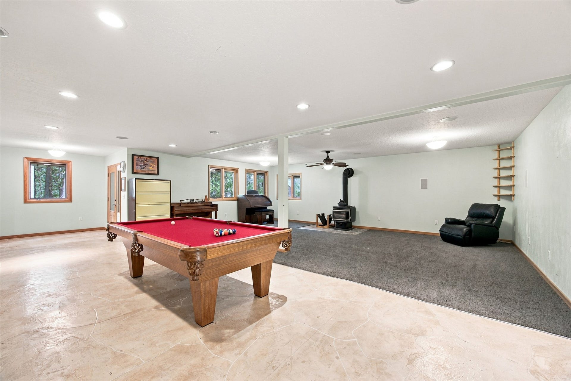 56 W River Ridge Lane, Superior, MT 59872