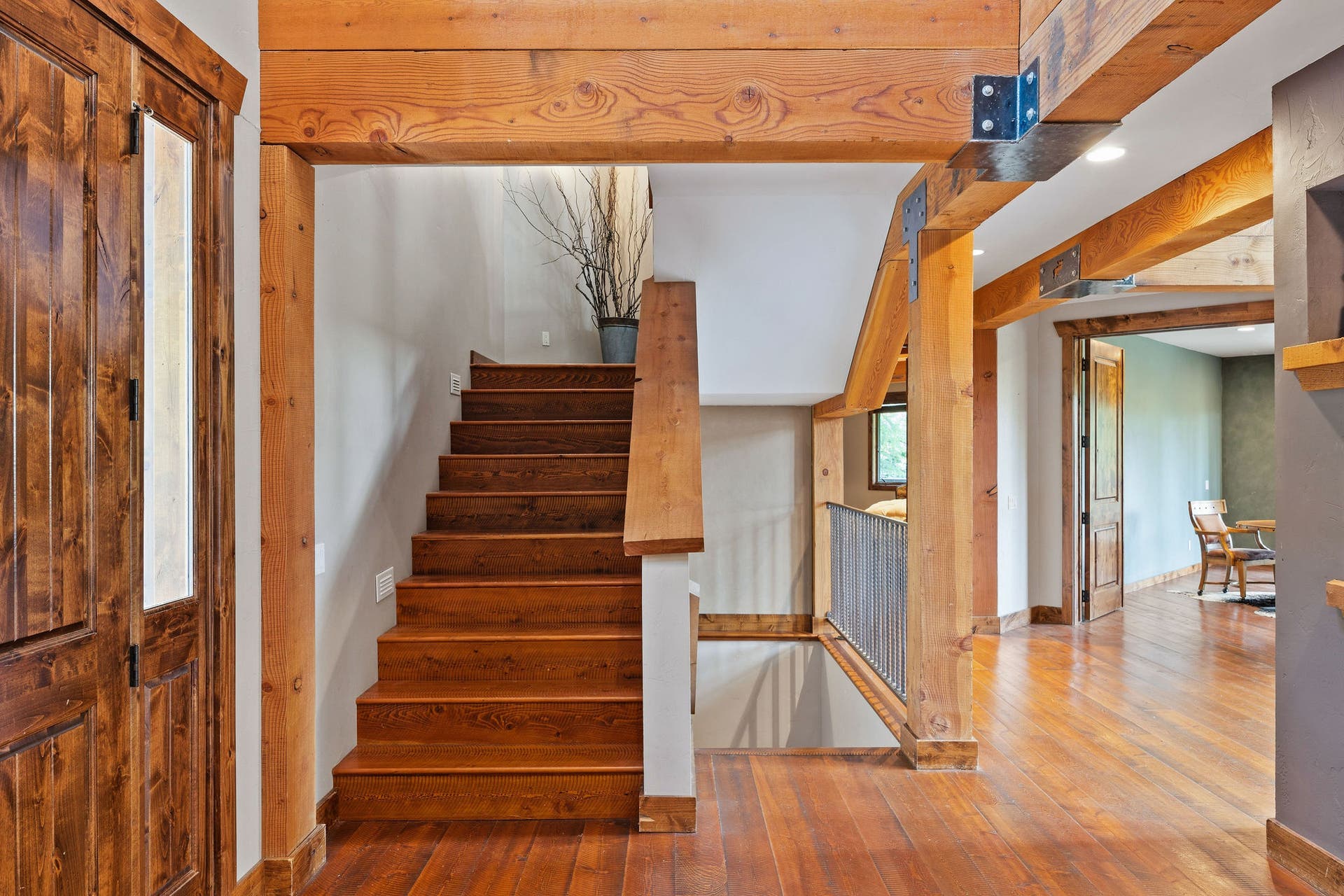 70 Big Cedar, Bigfork, MT 59911 Up to the 4 guest ensuites