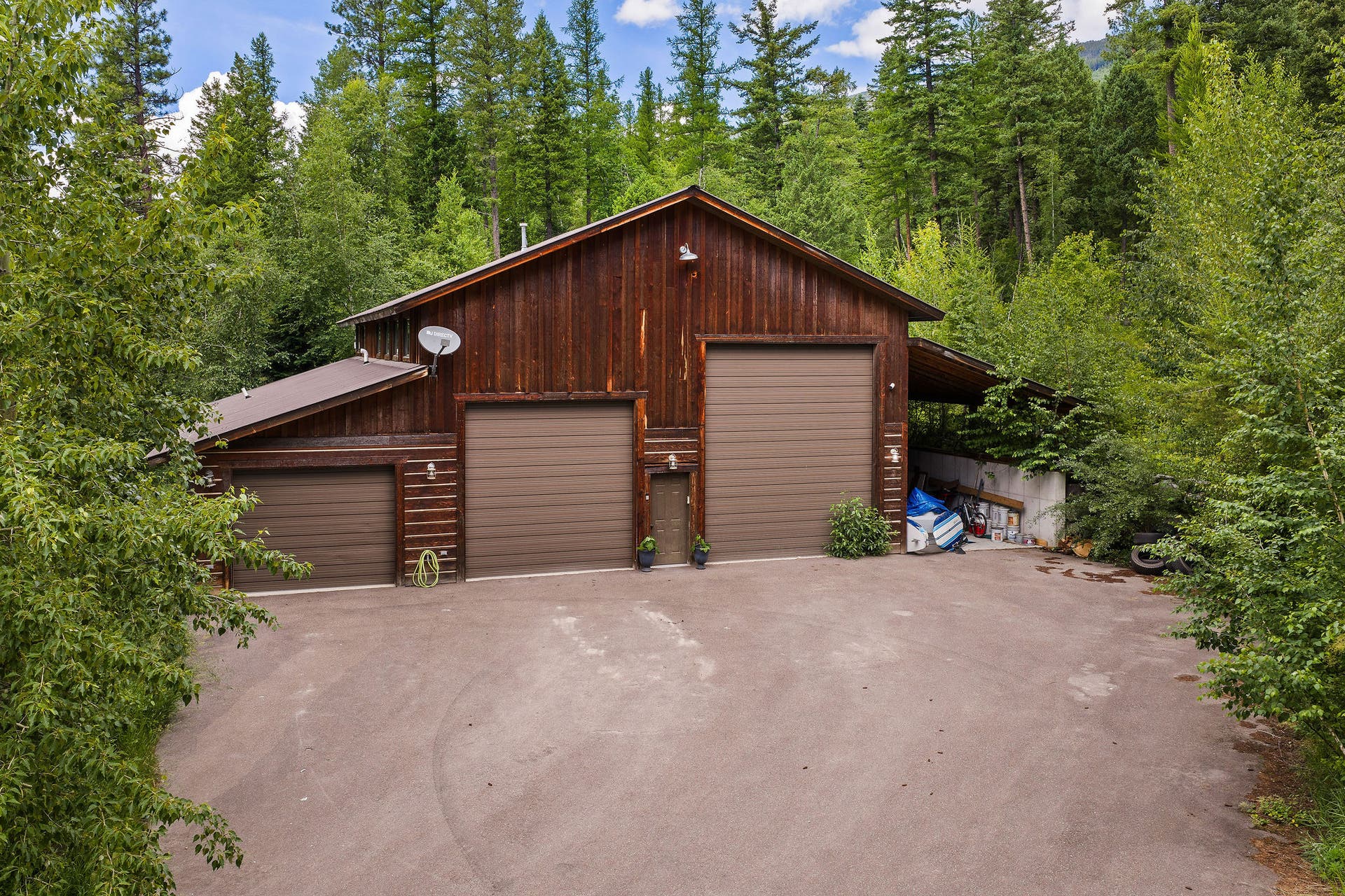 70 Big Cedar, Bigfork, MT 59911 Shop area with guest apartment