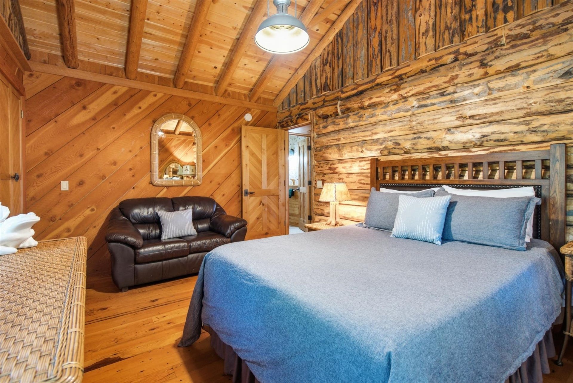9050 Mt Highway 35, Bigfork, MT 59911 9050 Mt Highway 35, Bigfork, MT 59911