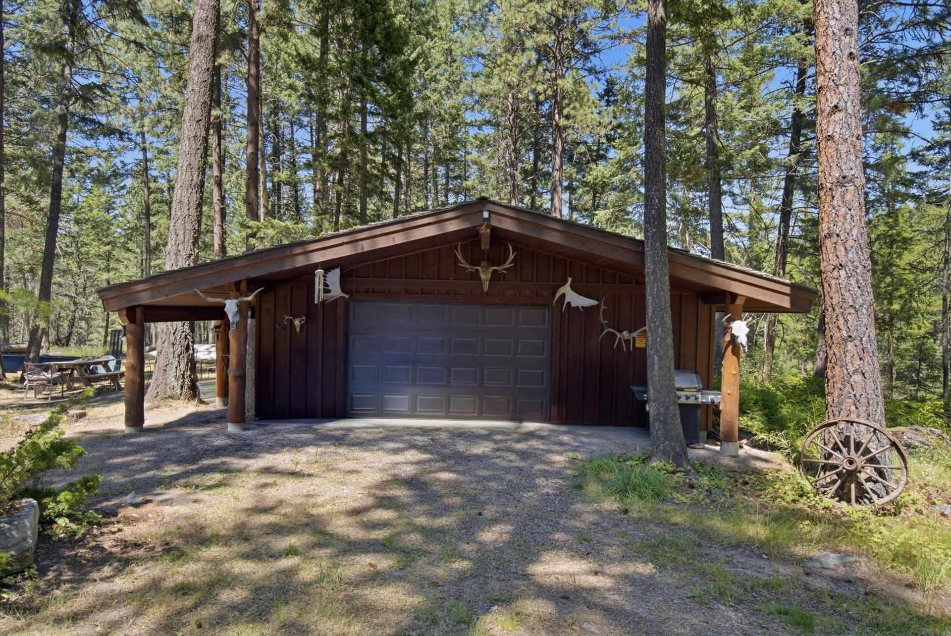 9050 Mt Highway 35, Bigfork, MT 59911 9050 Mt Highway 35, Bigfork, MT 59911