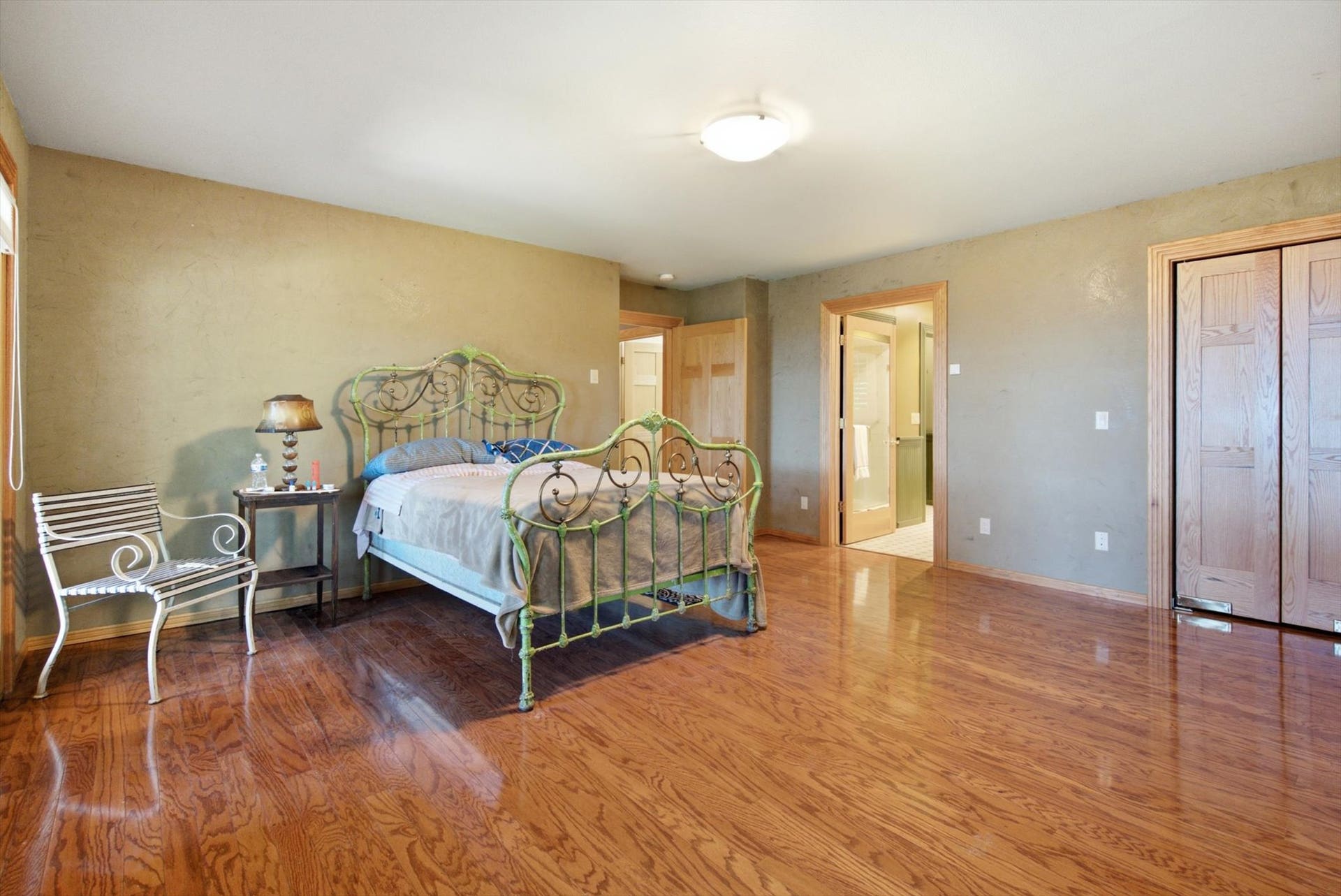 9050 Mt Highway 35, Bigfork, MT 59911 9050 Mt Highway 35, Bigfork, MT 59911