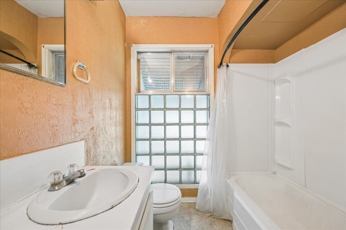319 E California Street, Kalispell, MT 59901 319 E California Street, Kalispell, MT 59901