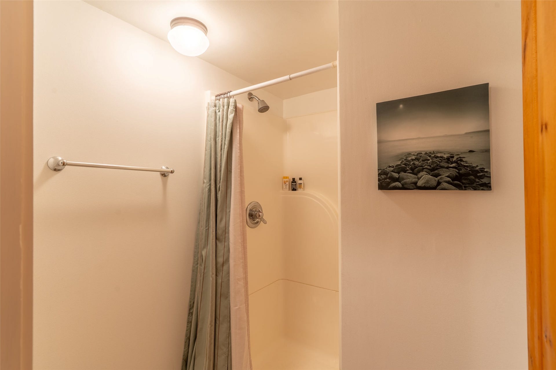21034 Mt Highway 35, Bigfork, MT 59911 21034 Mt Highway 35, Bigfork, MT 59911
