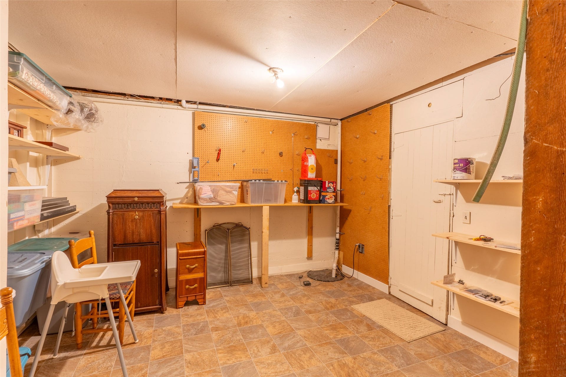 21034 Mt Highway 35, Bigfork, MT 59911 21034 Mt Highway 35, Bigfork, MT 59911