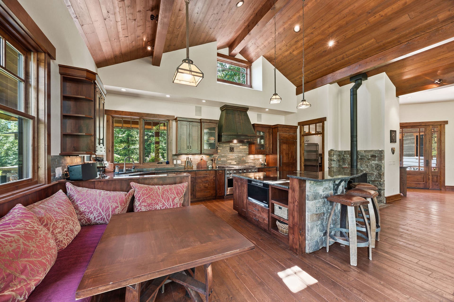 500 Wild Swan Trail, Bigfork, MT 59911 500 Wild Swan Trail, Bigfork, MT 59911