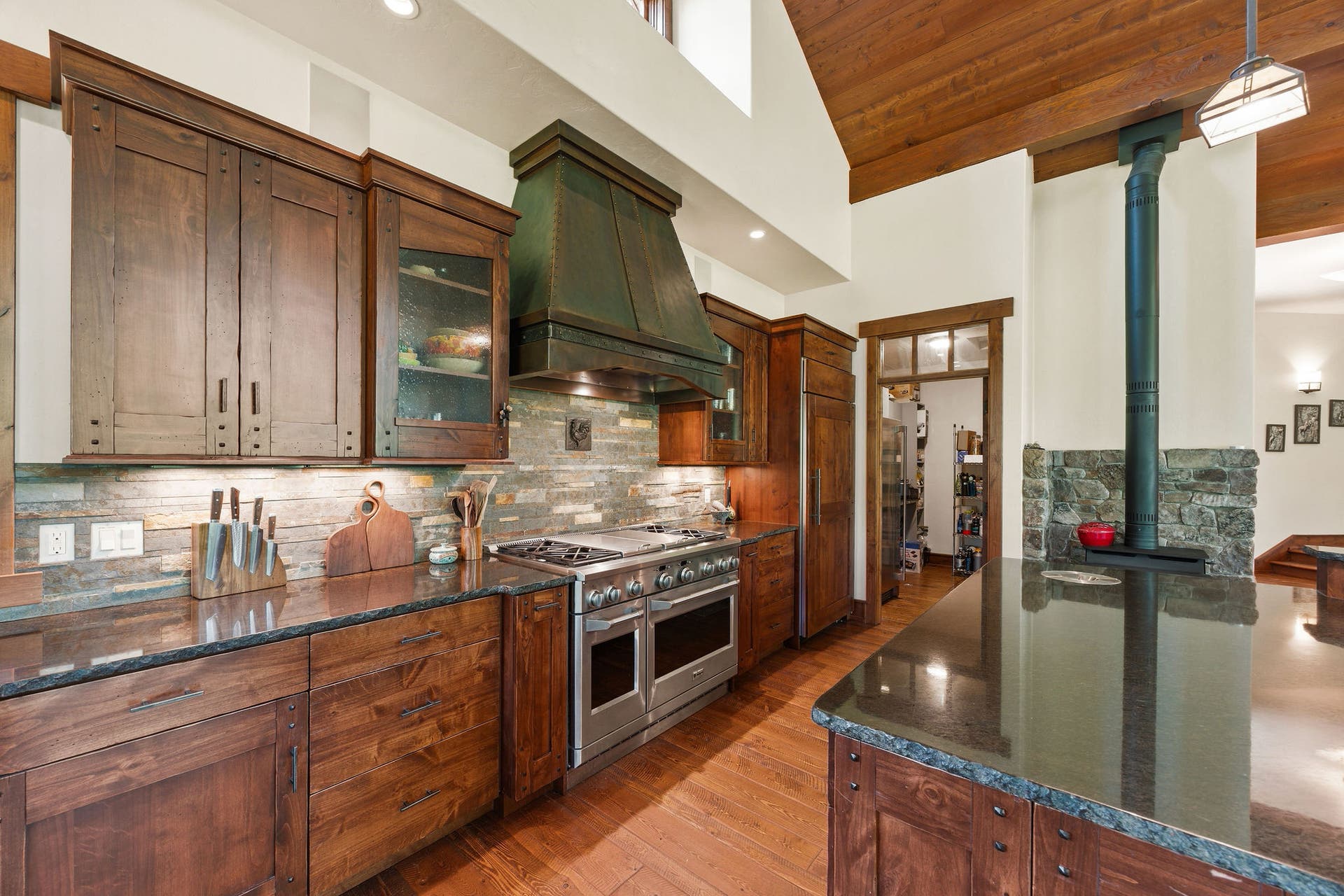500 Wild Swan Trail, Bigfork, MT 59911 500 Wild Swan Trail, Bigfork, MT 59911