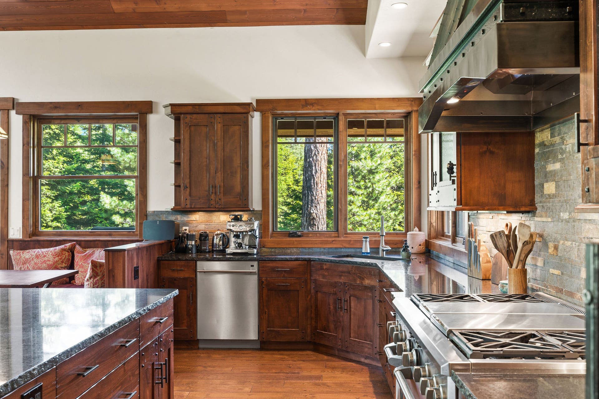 500 Wild Swan Trail, Bigfork, MT 59911 500 Wild Swan Trail, Bigfork, MT 59911