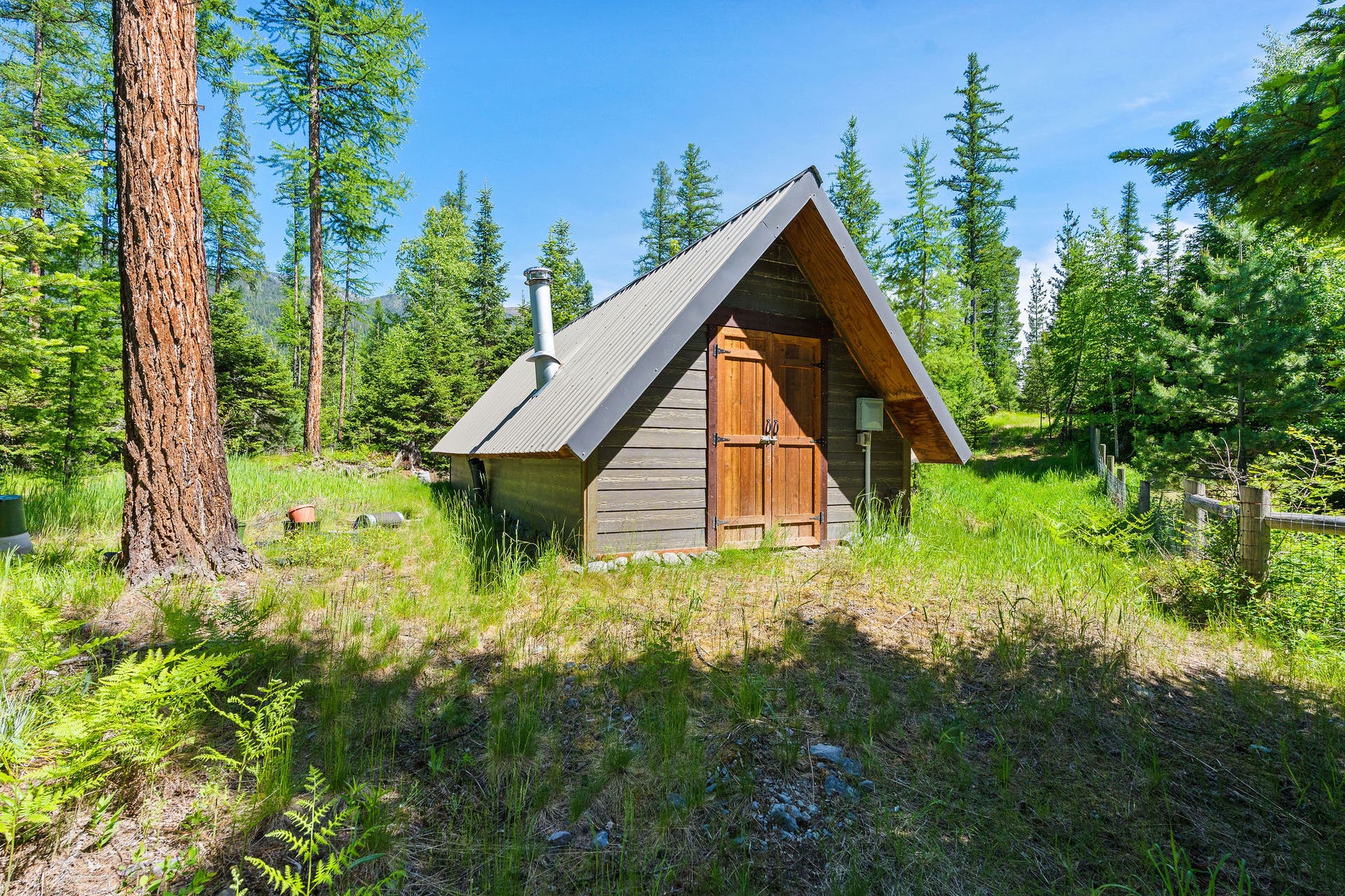 500 Wild Swan Trail, Bigfork, MT 59911 Green house