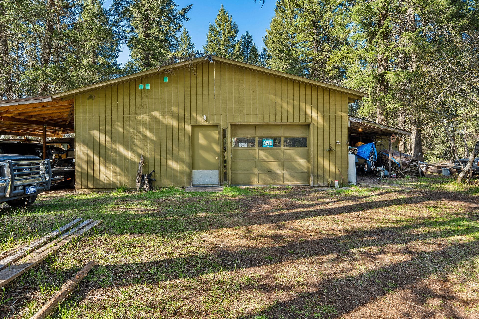 701 McCaffery Road, Bigfork, MT 59911 701 McCaffery Road, Bigfork, MT 59911