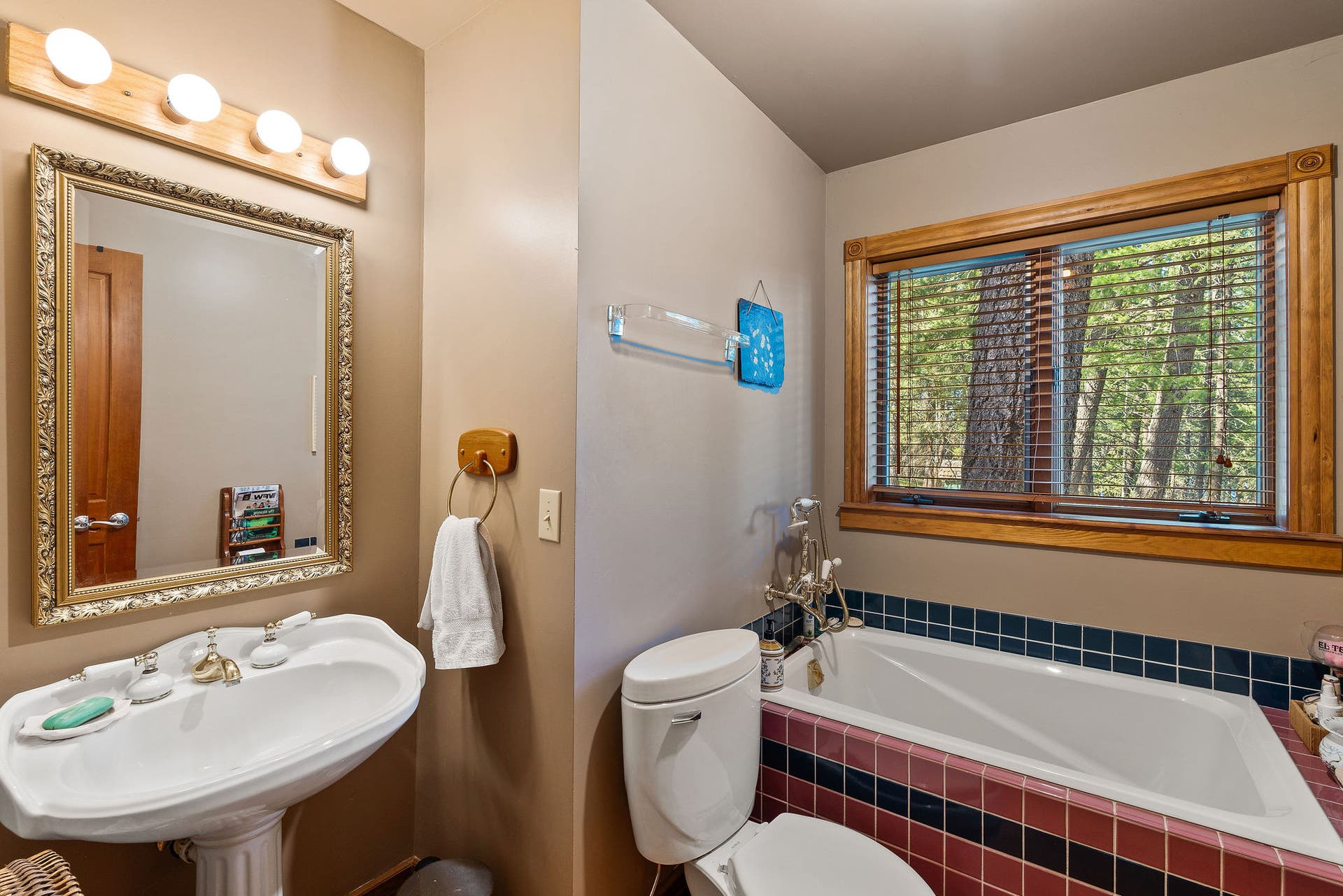 701 McCaffery Road, Bigfork, MT 59911 701 McCaffery Road, Bigfork, MT 59911