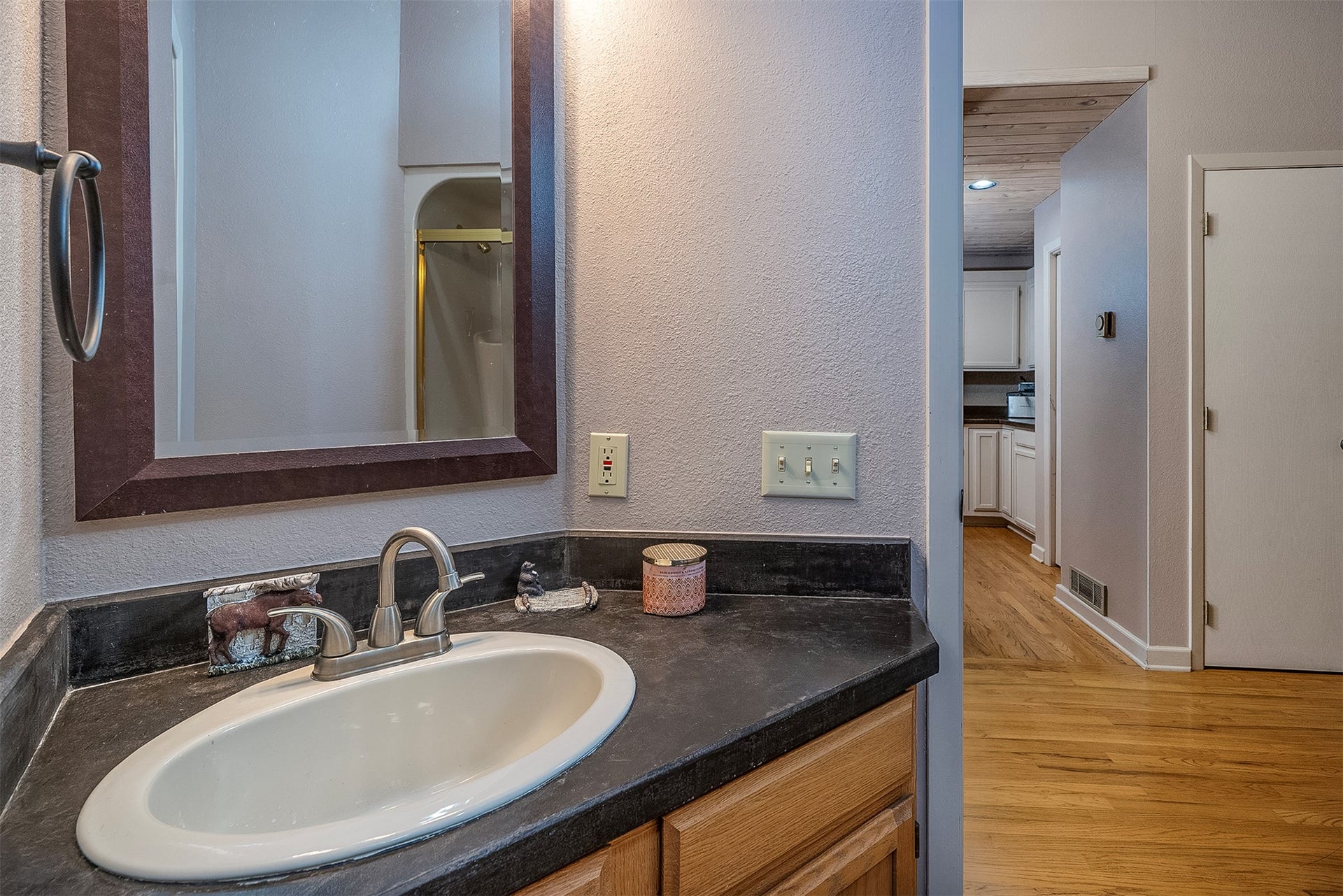 140 Pebble Way, #23, Bigfork, MT 59911 Guest bath