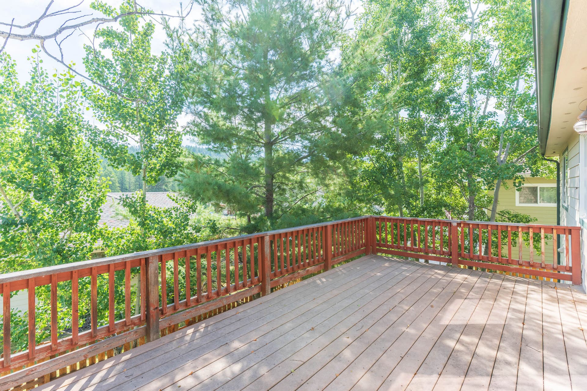 987 Electric Avenue, Bigfork, MT 59911 Upstairs Deck