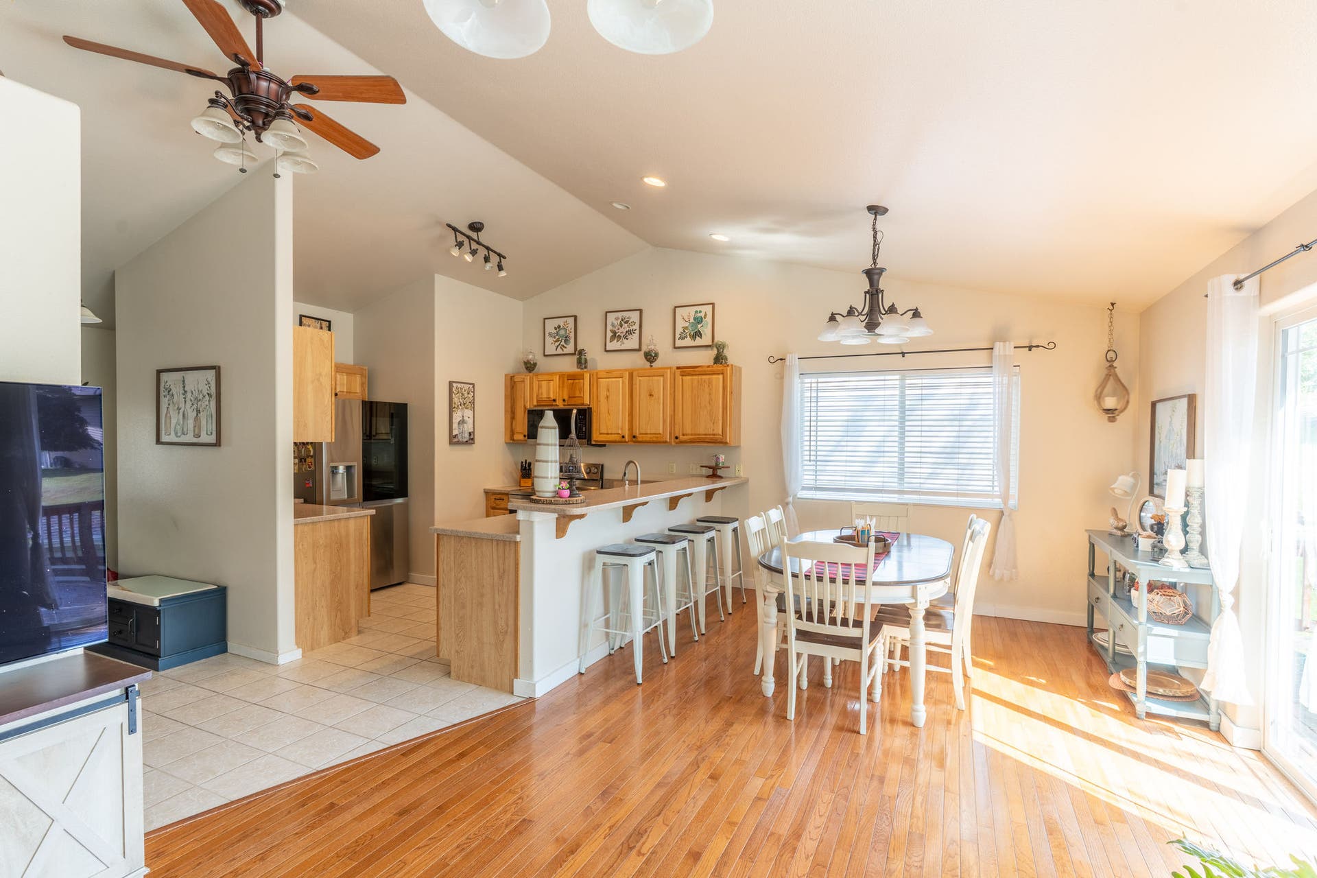 987 Electric Avenue, Bigfork, MT 59911 Dining Area with Deck Access