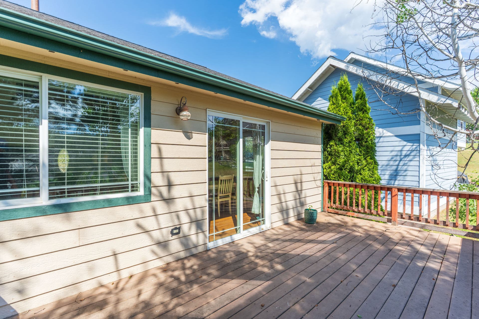 987 Electric Avenue, Bigfork, MT 59911 Upstairs Deck