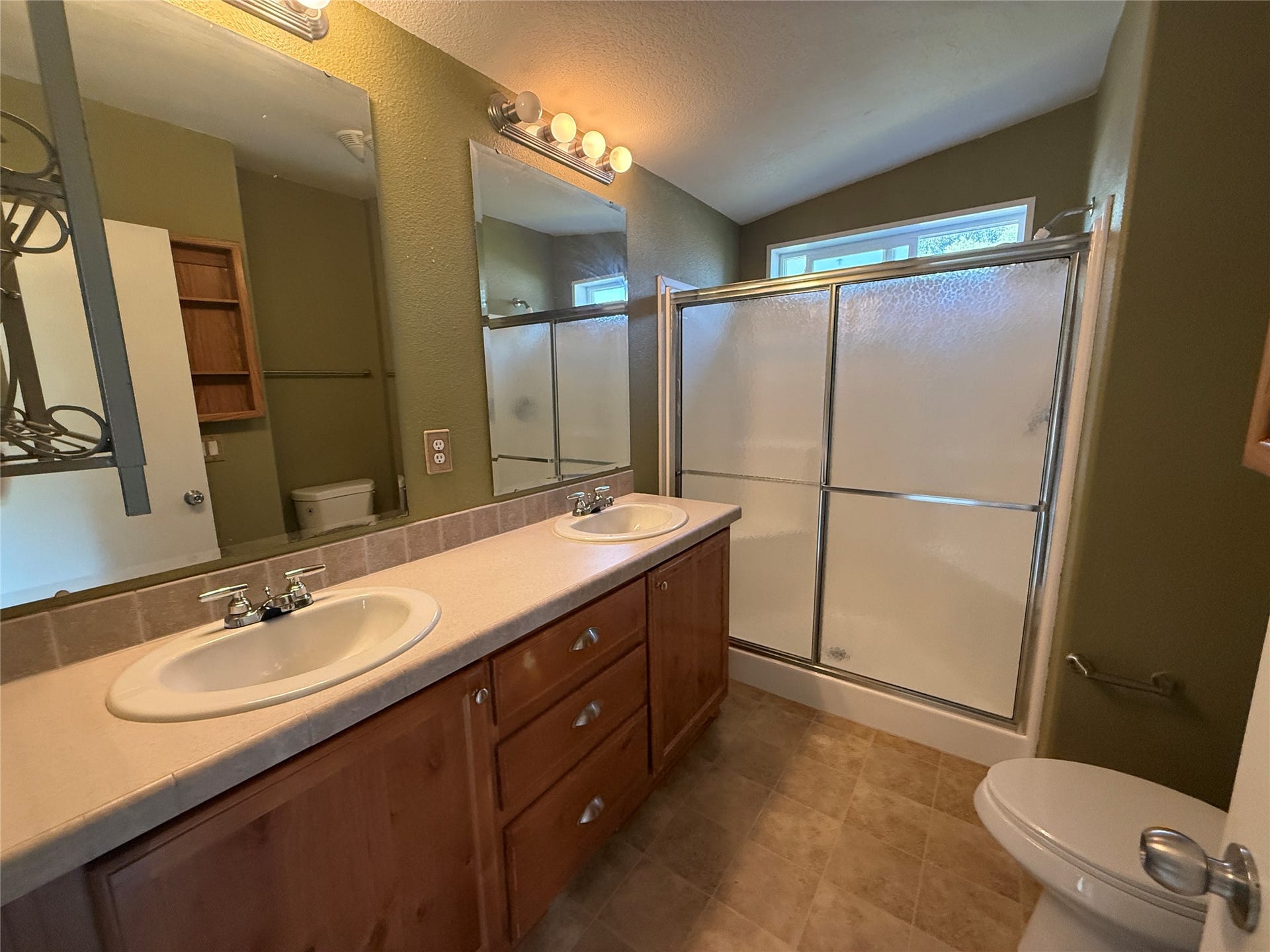 12737 Genoa Lane, Lolo, MT 59847 12737 Genoa Lane, Lolo, MT 59847