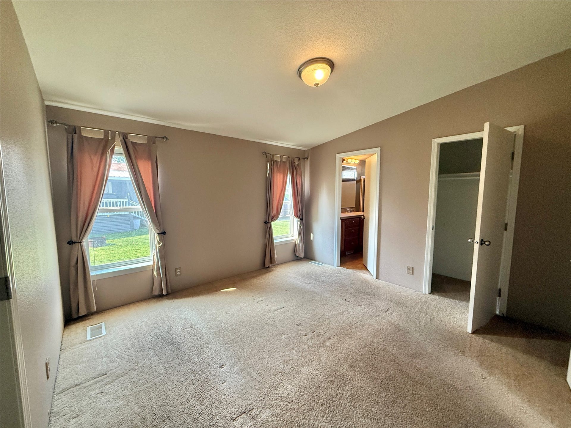 12737 Genoa Lane, Lolo, MT 59847 12737 Genoa Lane, Lolo, MT 59847