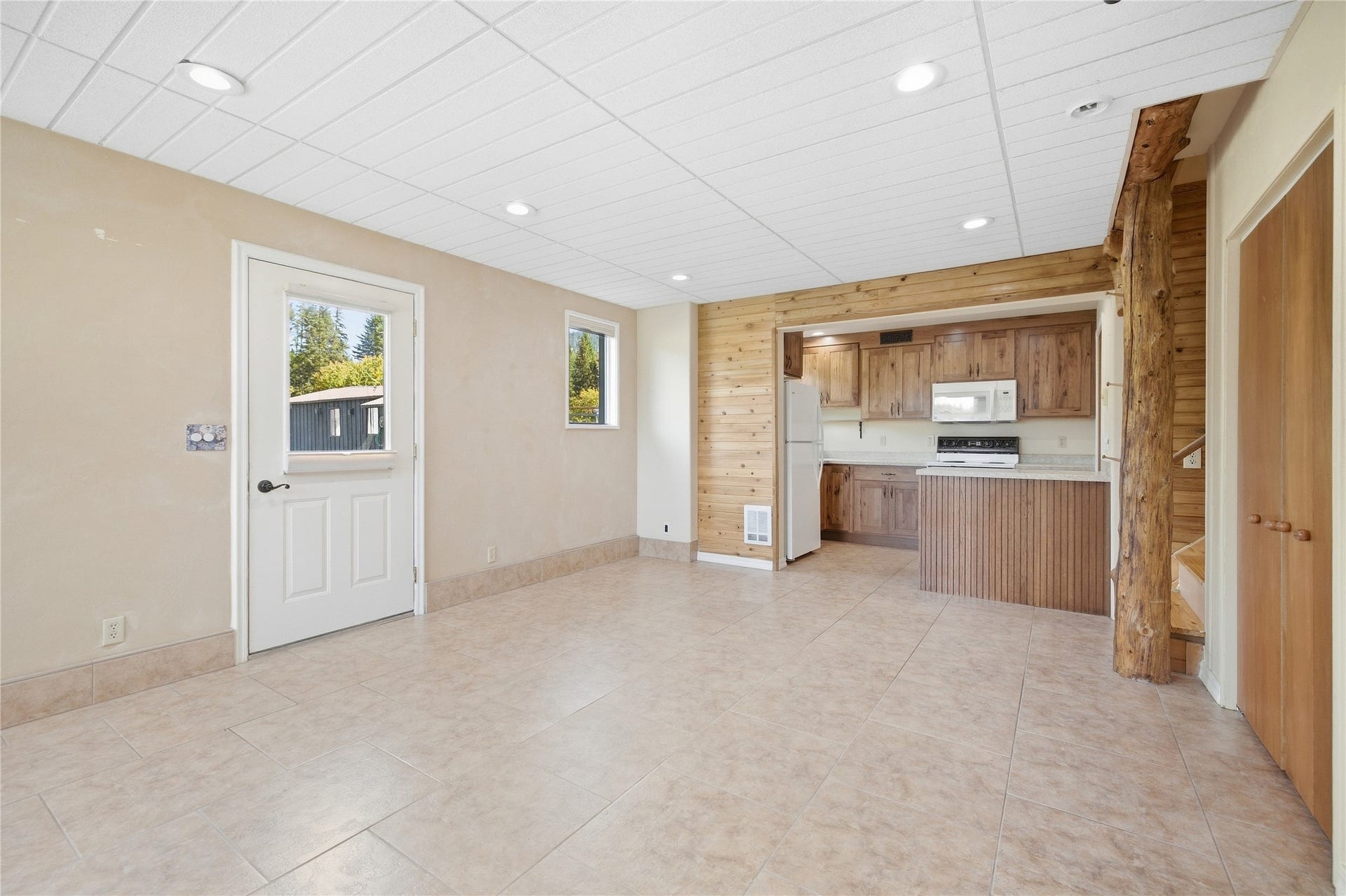 1230 Truman Creek Road, Kila, MT 59920 Downstairs Den/Living Space/Kitchenette