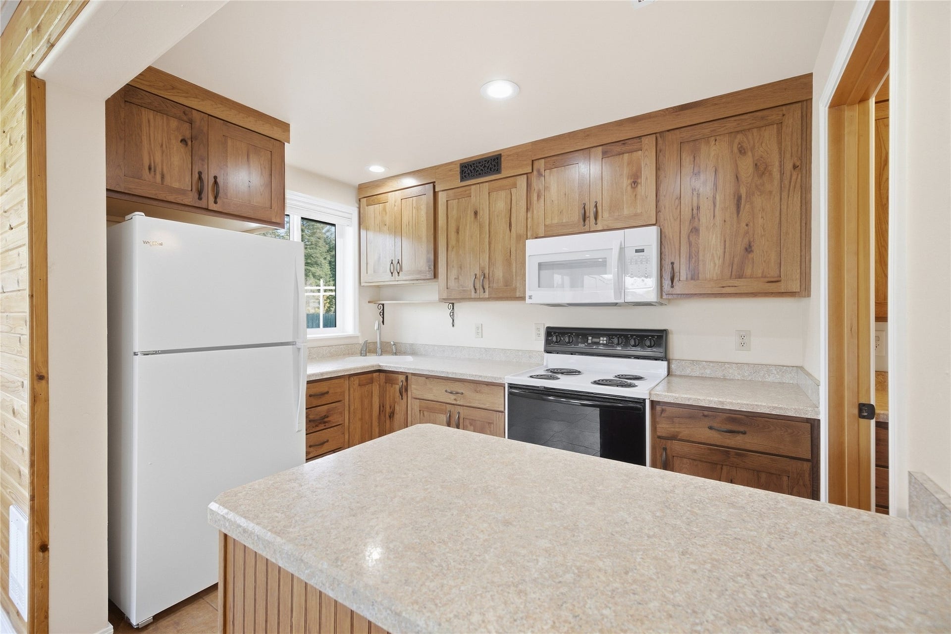 1230 Truman Creek Road, Kila, MT 59920 Downstairs Kitchenette