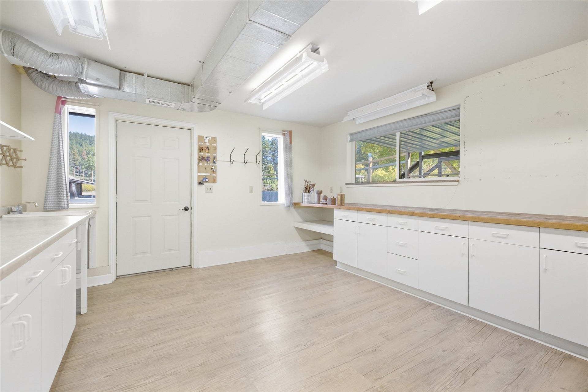 1230 Truman Creek Road, Kila, MT 59920 Downstairs Mud Room