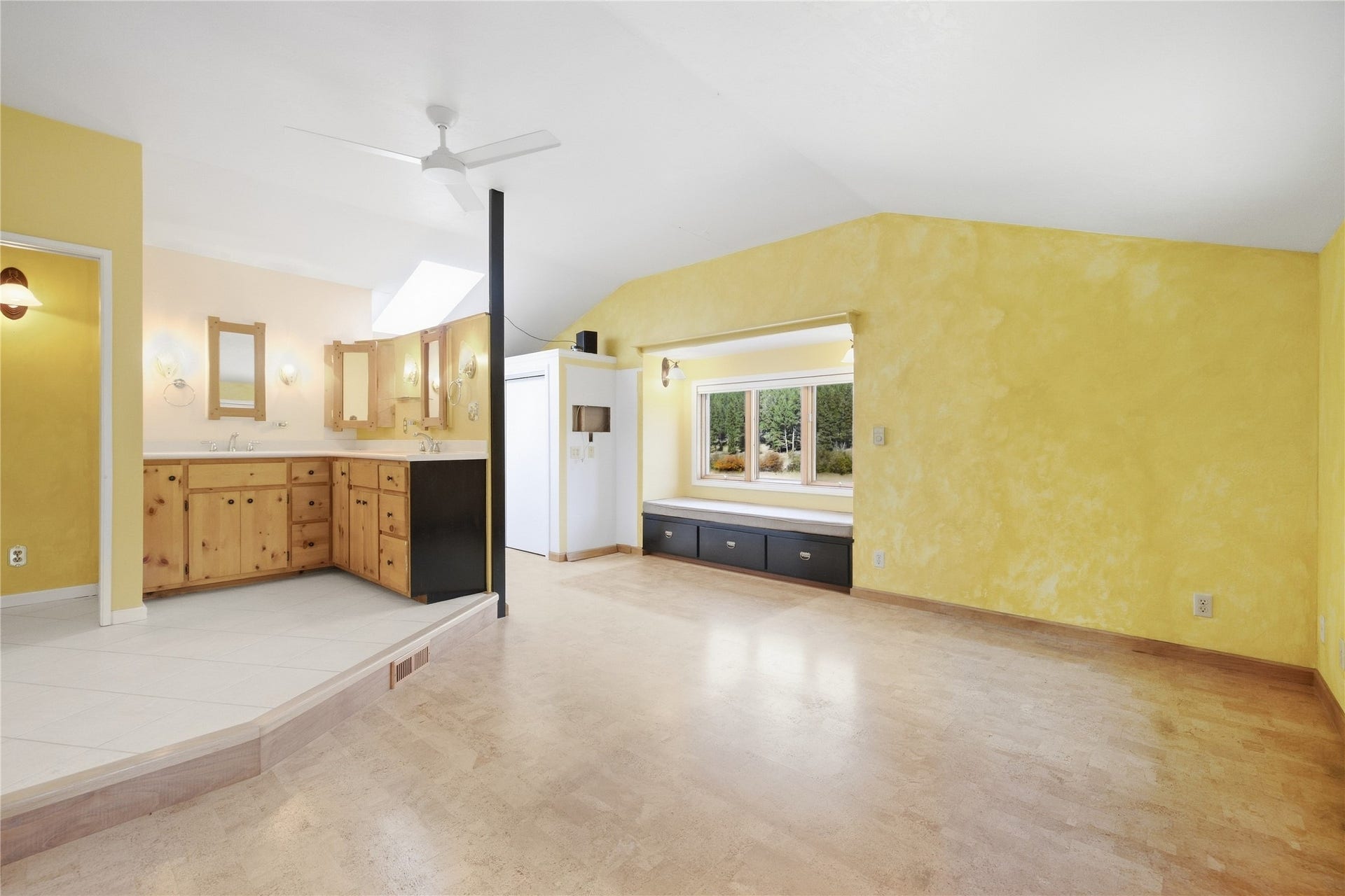 1230 Truman Creek Road, Kila, MT 59920 Full Bathroom