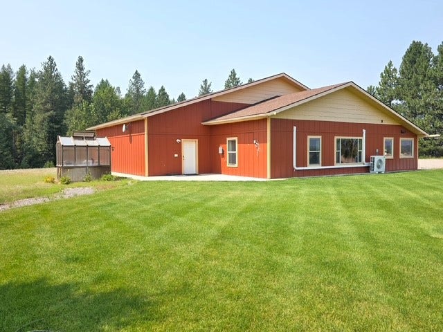 1070 MT Hwy 83, Bigfork, MT 59911 1070 MT HWY 83
