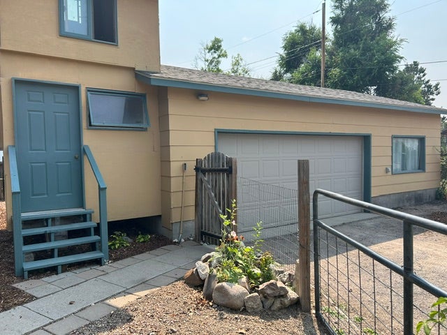 Detached 2 car garage with shop space and tree house adjoined