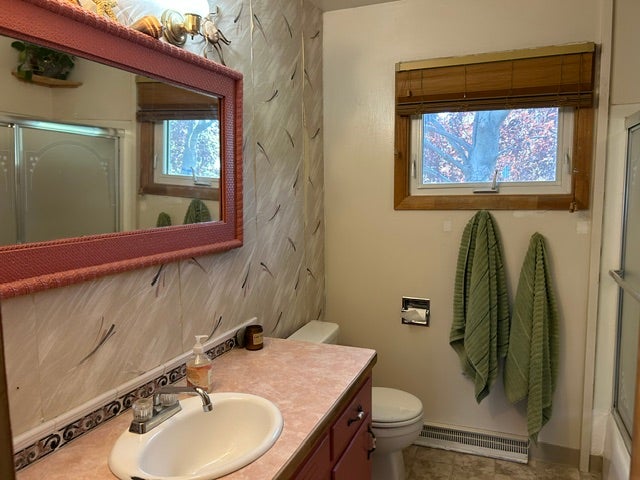 Main level bathroom
