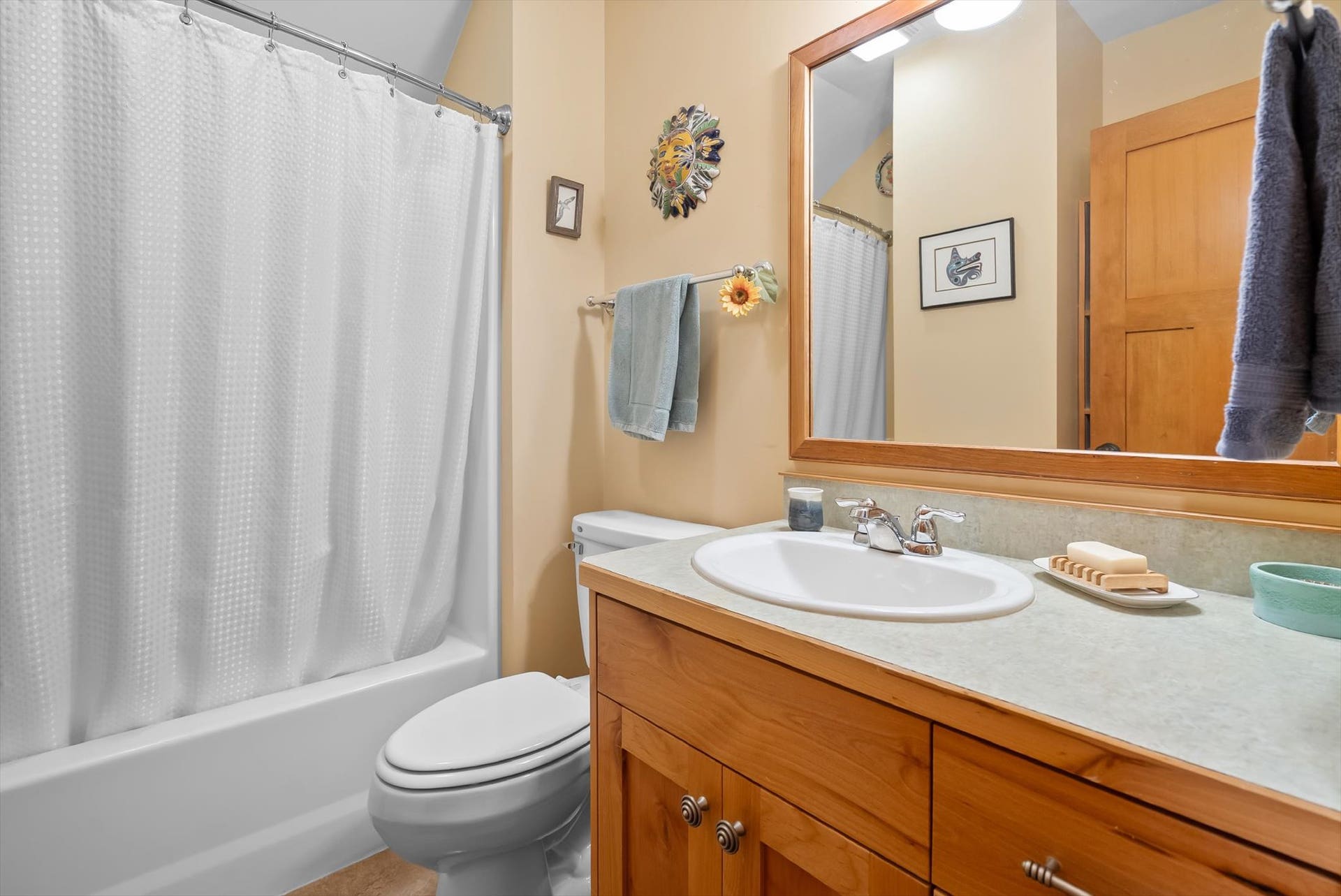 13786 Ridge Loop Road, Bigfork, MT 59911 Bathroom #3 - Upstairs