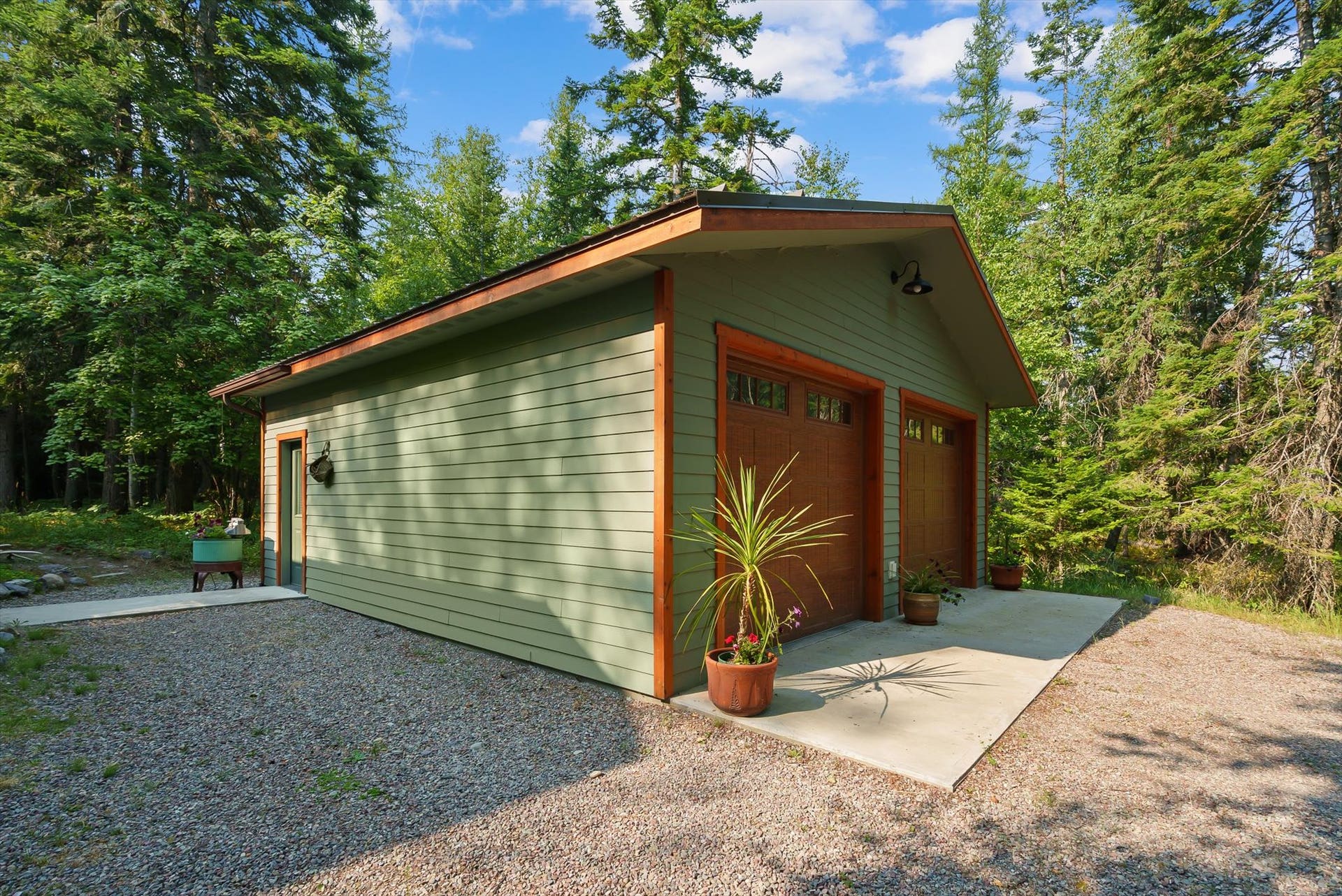 13786 Ridge Loop Road, Bigfork, MT 59911 Oversized detached 2 car garage w/ automatic garage door openers