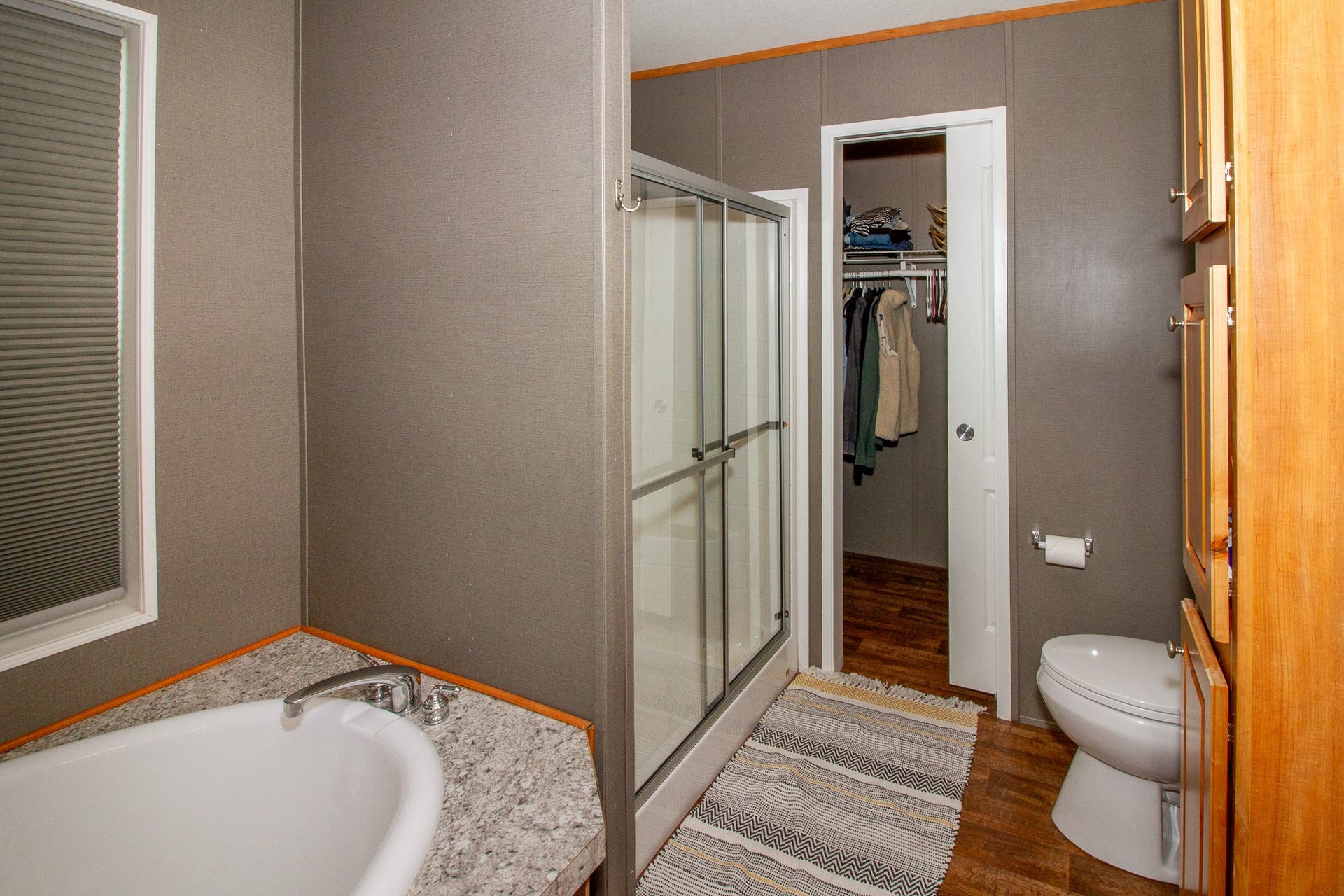 220 Gunsite Loop, Kalispell, MT 59901 walk-in closet